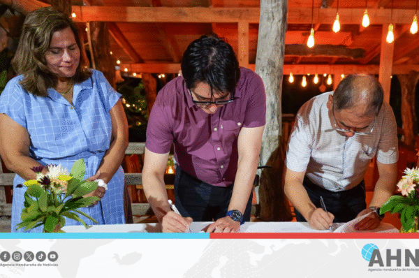 Honduras y China firman convenio cultural para fortalecer turismo y museografía