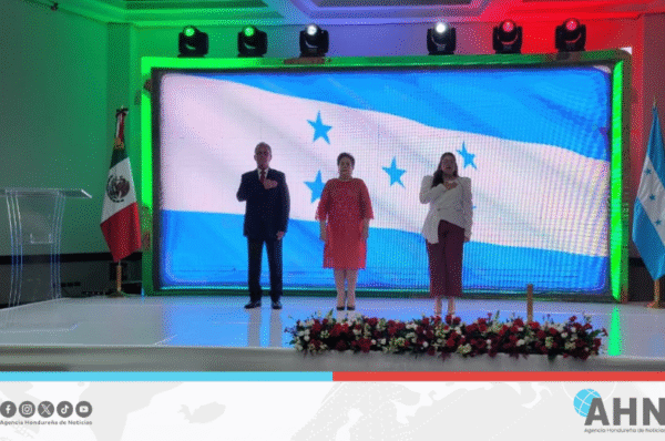 Honduras conmemora Independencia de México en acto diplomático