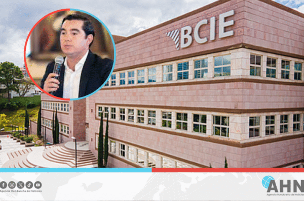 Secretario hondureño desmiente acusaciones de candidato opositor sobre financiación de obras