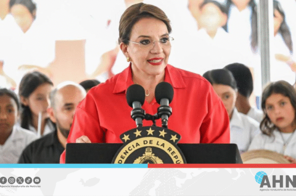 Presidenta Xiomara Castro destaca reconocimiento internacional a estabilidad macroeconómica de Honduras