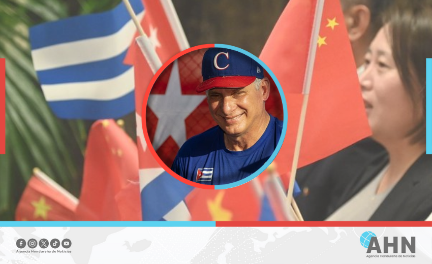 Presidente Díaz-Canel felicita a China por sus 76 años de fundación