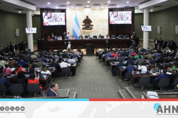 Congreso de Honduras convoca a jefes de bancada para revisar agenda