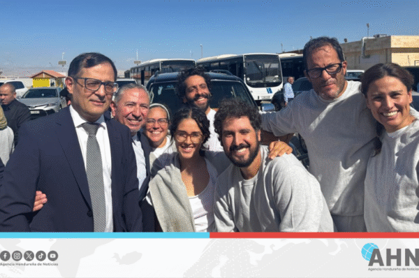 México repatria connacionales detenidos en Israel que viajaba en flotilla humanitaria