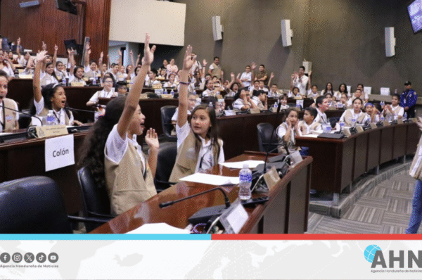Poder Legislativo anuncia realización del Congreso Nacional Infantil 2025