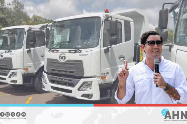 Incorpora Honduras nueva maquinaria al programa Carreteras Democráticas