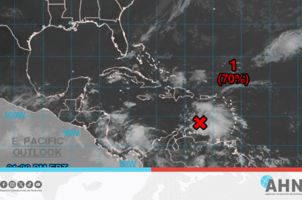Honduras mantiene vigilancia por onda tropical cercana al Caribe