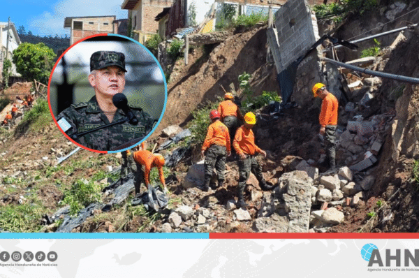 Autoridades militares supervisan zonas afectadas por  derrumbes en capital hondureña