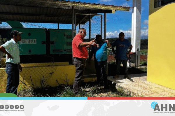 Impulsa Honduras formación agrícola con nueva planta avícola