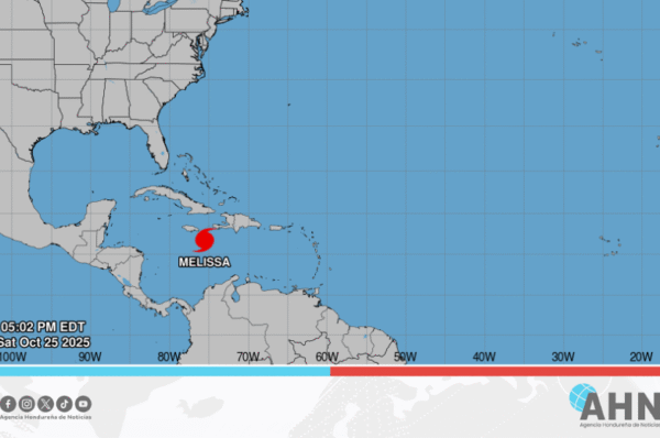 Centro Nacional de Huracanes alerta sobre lluvias y vientos destructivos en el Caribe