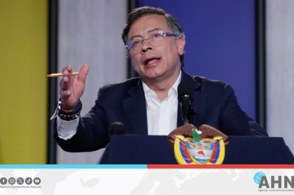 Presidente colombiano denuncia a EEUU por presionar países a ausentarse de Cumbre CELAC-UE
