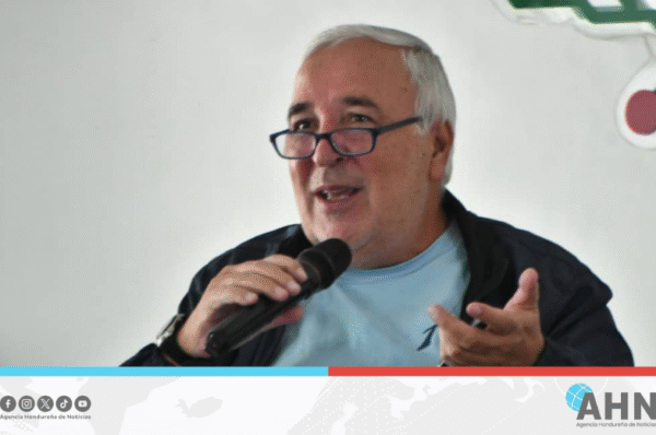 Analista internacional expresa solidaridad con Honduras ante intento de golpe electoral por sectores derechistas