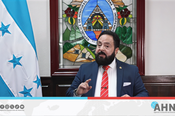 Presidente de Congreso hondureño desmiente acusaciones opositoras de obstruir sesiones legislativas