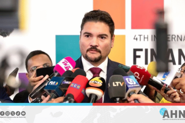 Canciller de Honduras llama a unidad y confianza democrática rumbo a elecciones