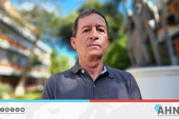 Académico afirma que la oligarquía mantiene el control de Honduras