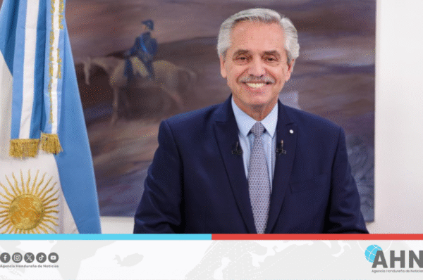 Expresidente de Argentina Alberto Fernández rechaza injerencia de Trump en elecciones hondureñas