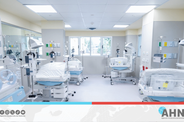 Ministra de Salud hondureña anuncia entrega de maternos neonatales
