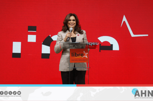 Candidata oficialista insta a votar “contra los 130 años” del bipartidismo en Honduras