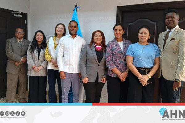 Honduras y República Dominicana impulsan comité conjunto de comercio y cooperación