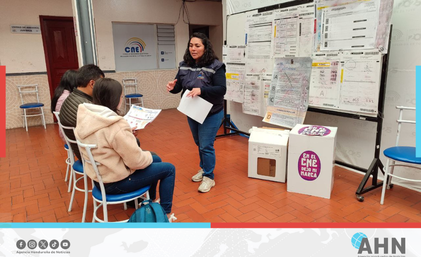 Ecuador enfrenta referéndum entre denuncias de irregularidades y entrega de la soberanía