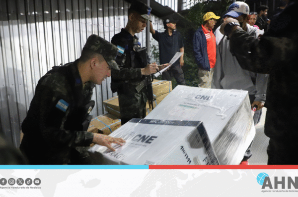 FFAA hondureñas culminan simulacro de carga y traslado de material electoral
