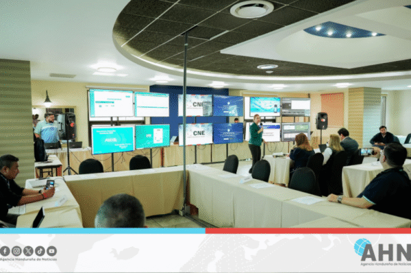 CNE de Honduras realiza simulacro previo a elecciones generales