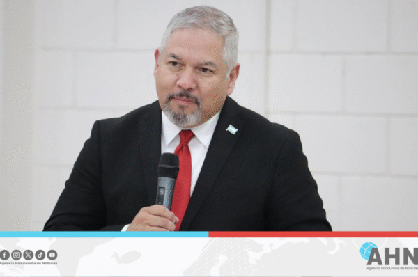 Excanciller hondureño alerta sobre selectividad en divulgación de resultados del TREP y medios corporativos