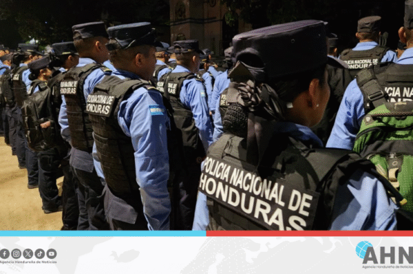 Policía hondureña despliega 25,000 agentes para garantizar seguridad durante elecciones