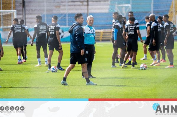 Selección de Honduras busca clasificación al mundial en visita a Costa Rica