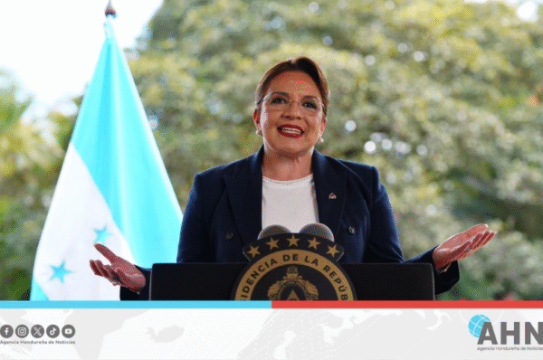 Presidenta Xiomara Castro destaca al Partido Libre como causa histórica del pueblo hondureño