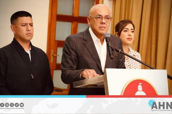 Parlamento de Venezuela creará comisión para investigar ataques a embarcaciones en el Caribe