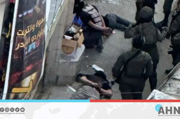 Nueva redada de Israel deja al menos 24 palestinos heridos en Jerusalén