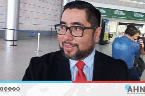 Analista hondureño respalda advertencia de consejero sobre declaratoria ilegal