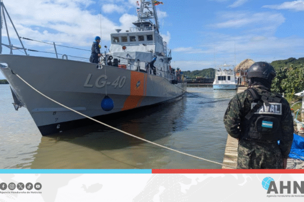 FFAA de Honduras apoyan guardacostas de Ecuador en cooperación naval