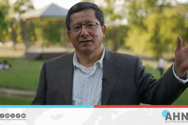 Periodista hondureño anuncia asamblea de organizaciones en rechazo a imposición presidencial de Nasry Asfura