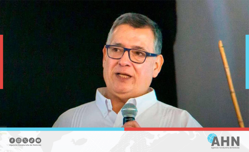 Secretario denuncia operación imperial y fraude político impuesto en Honduras