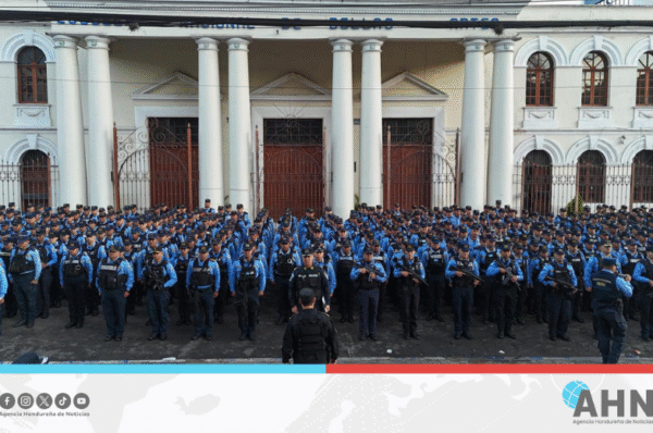 Policía de Honduras lanza operativo “Navidad Segura 2025”