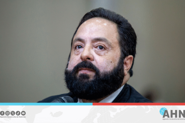 Presidente del Congreso hondureño condena golpe electoral