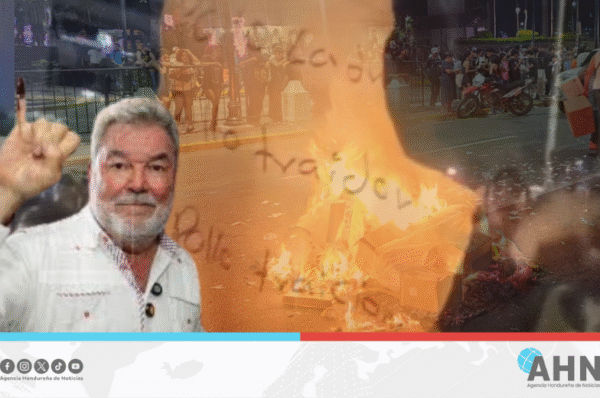 Militantes opositores protestan contra alcalde Roberto Contreras por incumplimiento de pago por votos a favor de su partido