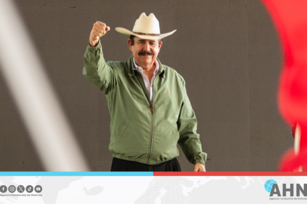 Expresidente hondureño convoca a movilización para exigir recuento total de actas presidenciales