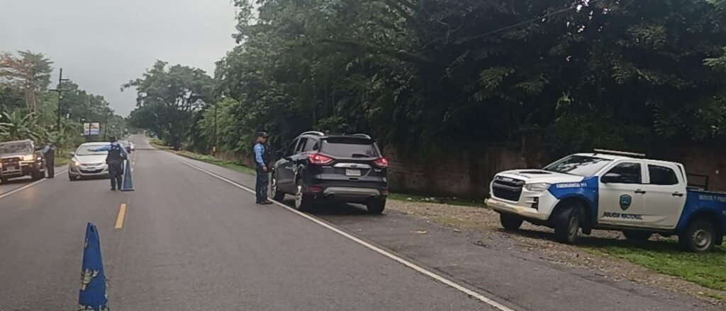Policía de Honduras refuerza seguridad en fronteras territoriales.