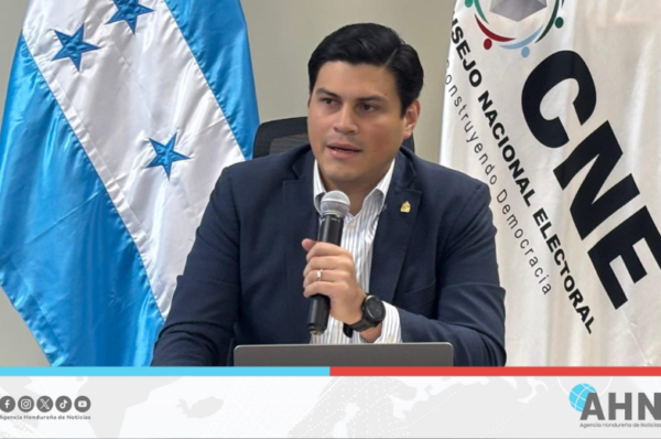 Consejero electoral hondureño denuncia inscripción ilegal de diputado liberal